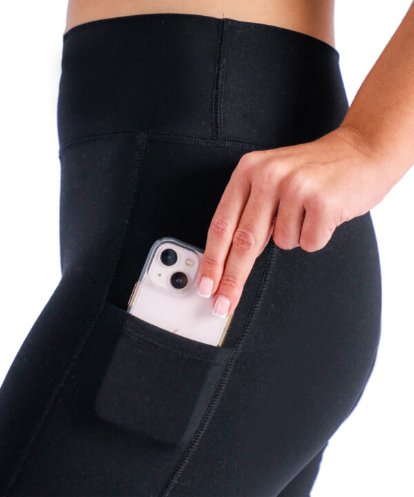 FAF 1_ladies-active-pocketed-pants
